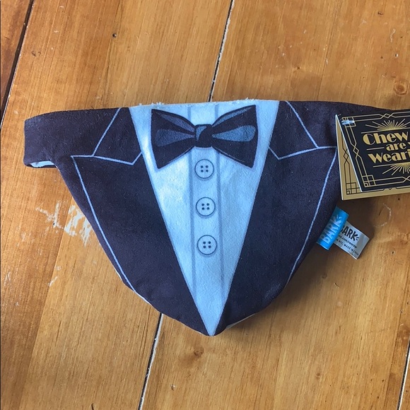 Bark box wearable squeaky dog toy award show M/F M - Picture 1 of 7
